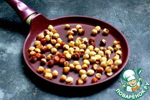 Орехово-овсяный пирог со сливами