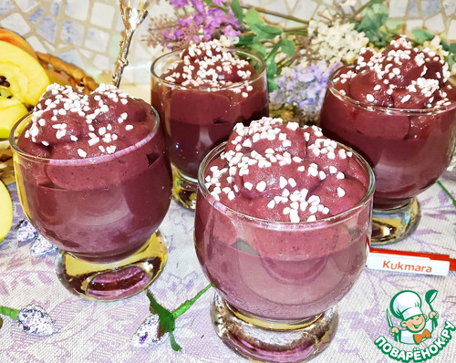 Мусс из яблок и черноплодки