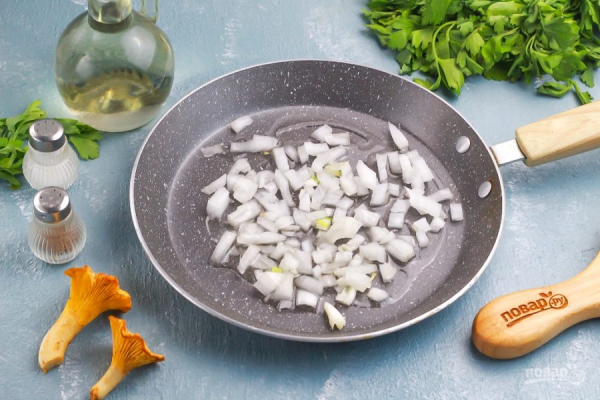 Пирог с лисичками и сыром Пирог с лисичками и сыром
